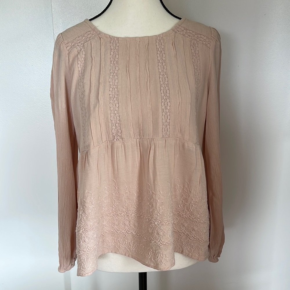 American Eagle Outfitters XS Baby Doll Top Bow Tie in Back Long Sleeves
